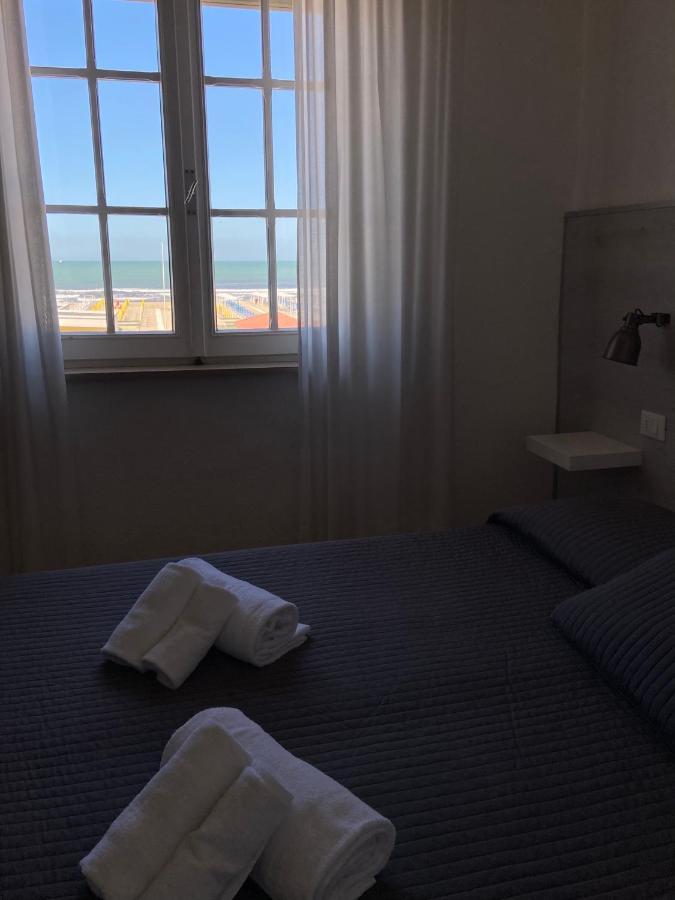 Alba Sul Mare Hotel Lido di Camaiore Eksteriør billede