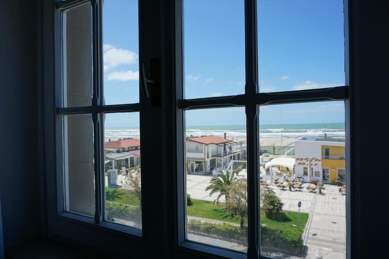 Alba Sul Mare Hotel Lido di Camaiore Eksteriør billede