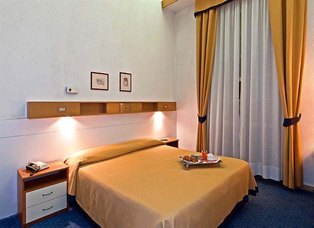 Alba Sul Mare Hotel Lido di Camaiore Eksteriør billede